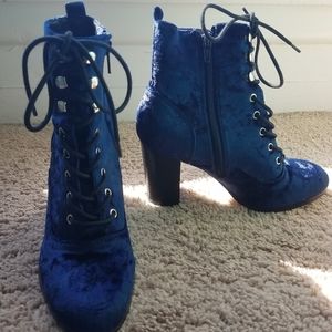 Velvet booties